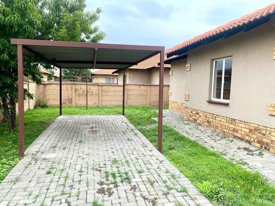 3 Bedroom Property for Sale in Waterkloof North West